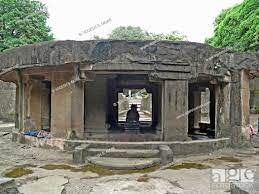 Pataleshwar Cave Temple Meet2tech